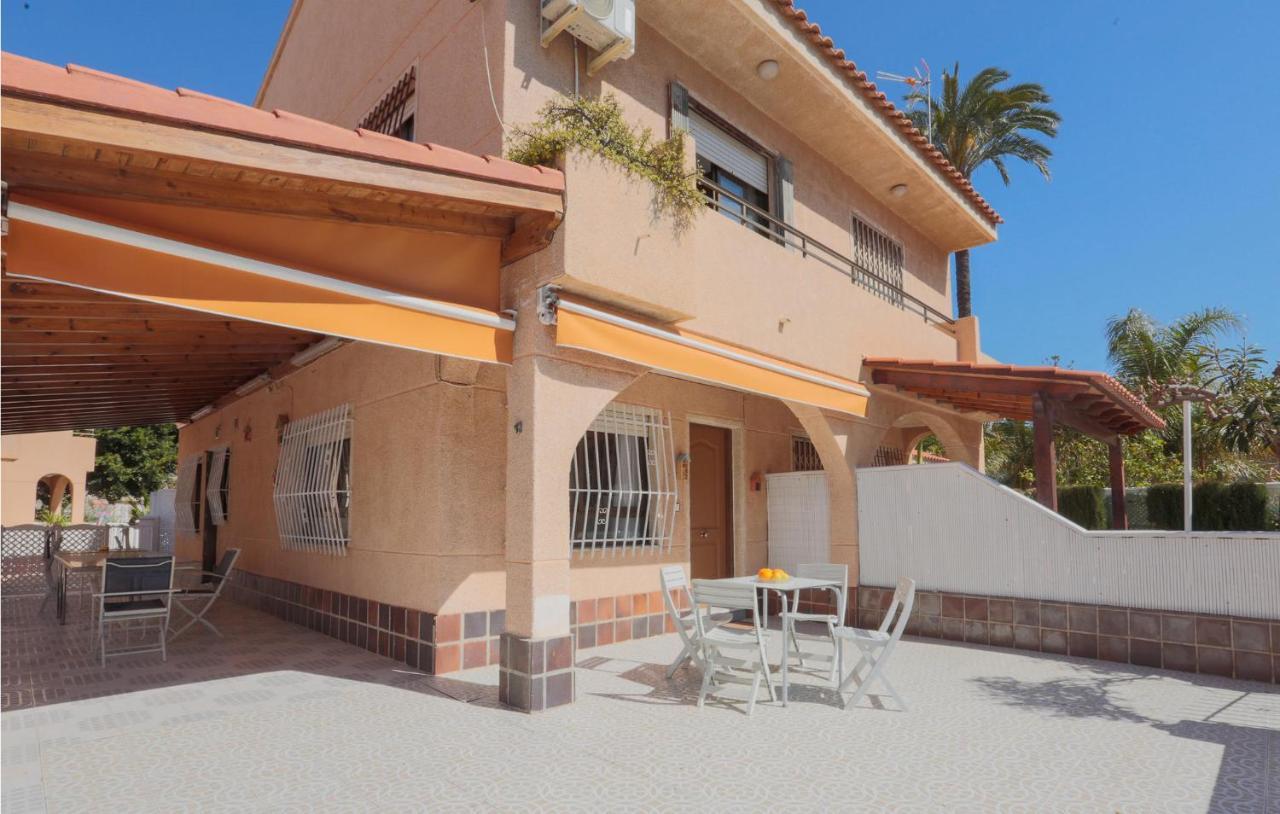 Сasa de vacaciones Cozy In Alcazares With Kitchen Los Narejos